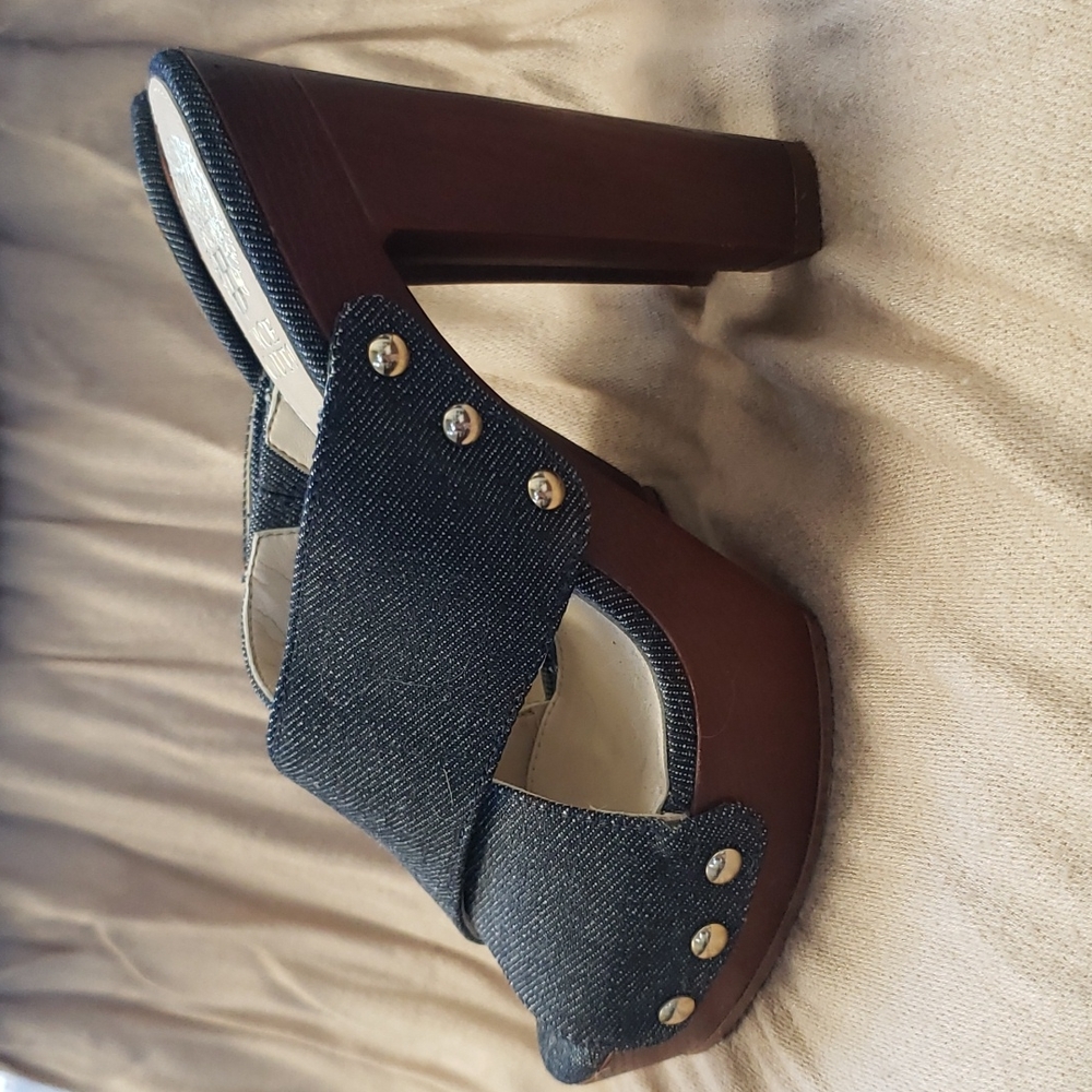 Vince Camuto Mules - Picture 5 of 8